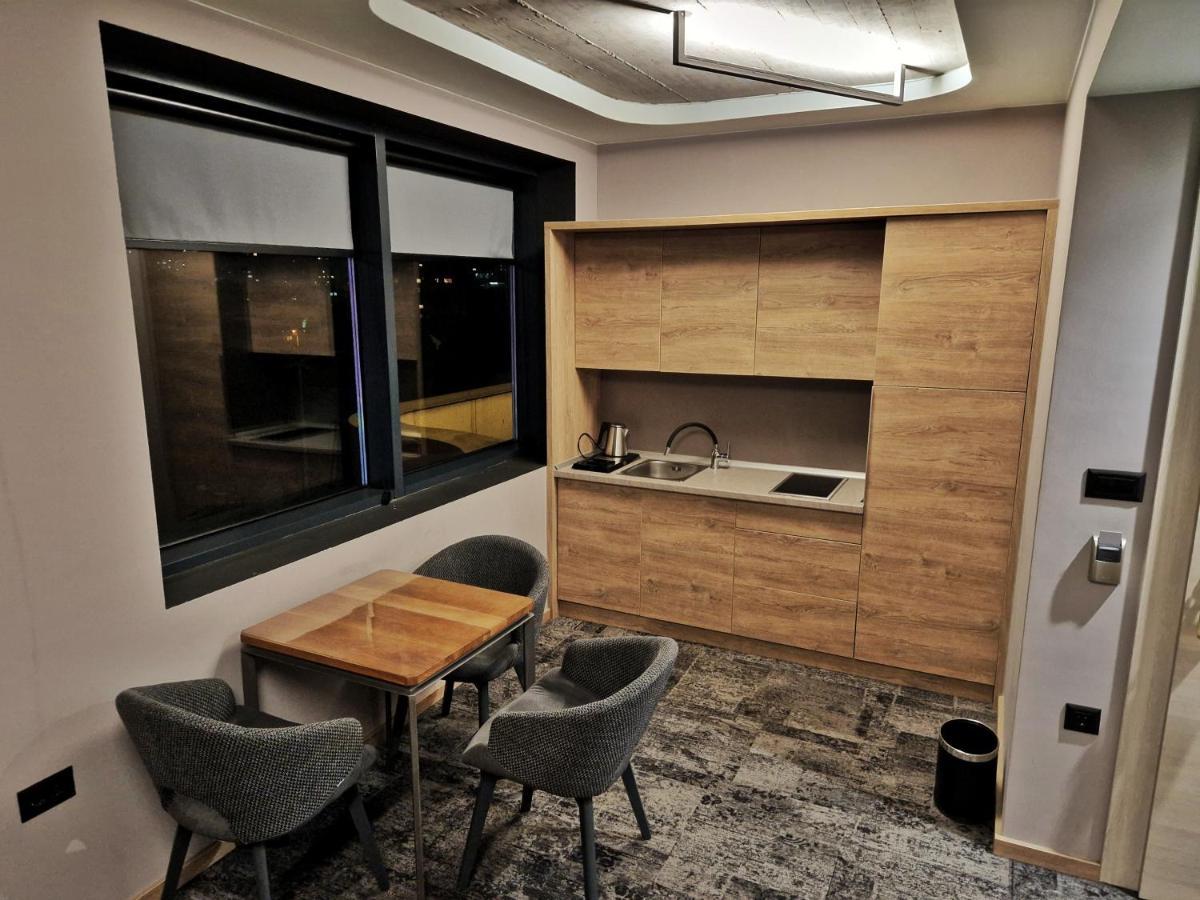 Hotel City Code Zenica Exteriör bild